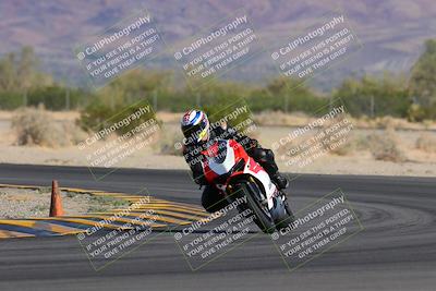 media/Nov-05-2022-SoCal Trackdays (Sat) [[f8d9b725ab]]/Turn 5 (940am)/